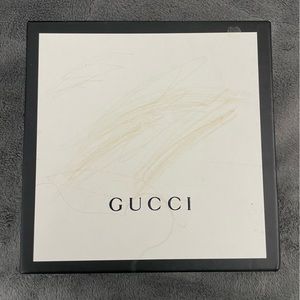 Gucci box